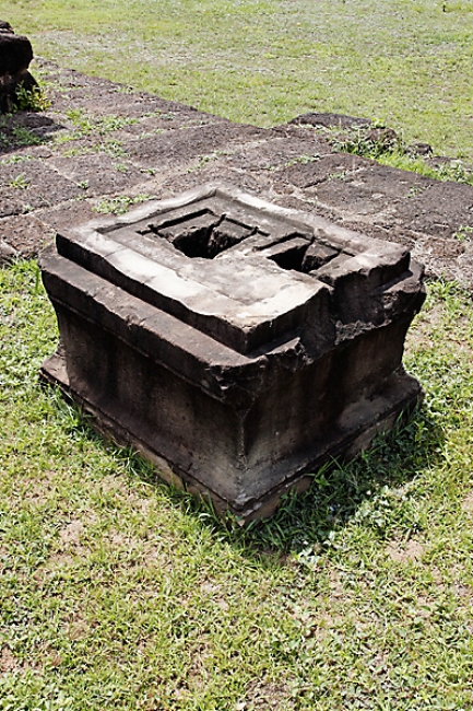 32-Prasat Ban Phlai-006